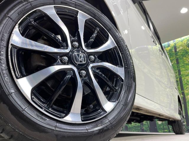 HONDA N BOX CUSTOM 4WD 2018