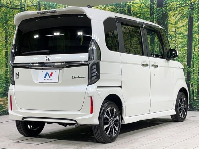 HONDA N BOX CUSTOM 4WD 2018