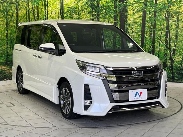 TOYOTA NOAH 2020