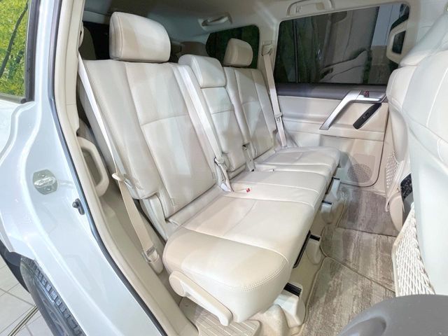 TOYOTA LANDCRUISER PRADO 2022