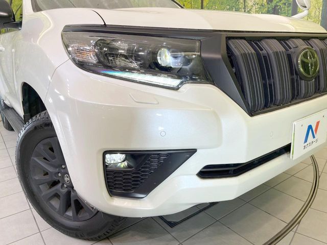 TOYOTA LANDCRUISER PRADO 2022