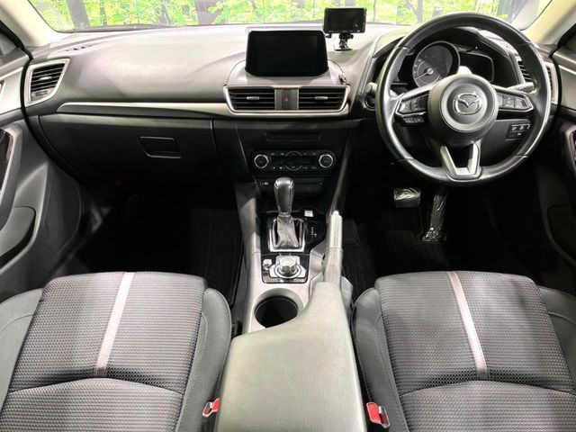 MAZDA AXELA SPORTS 2018