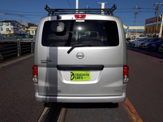 NISSAN NV200 VANETTE van 2023