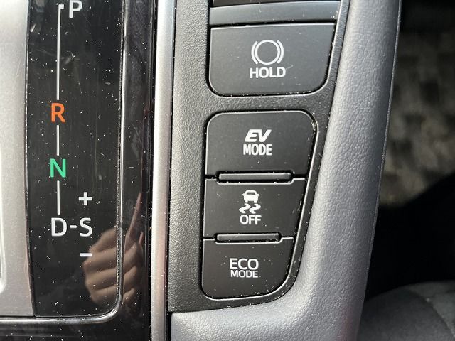 TOYOTA ALPHARD hybrid 4WD 2019