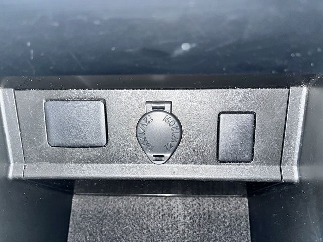 TOYOTA ALPHARD hybrid 4WD 2019