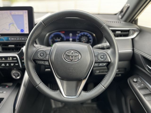 TOYOTA HARRIER HYBRID 2023
