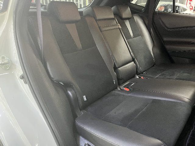 TOYOTA HARRIER 2WD 2015