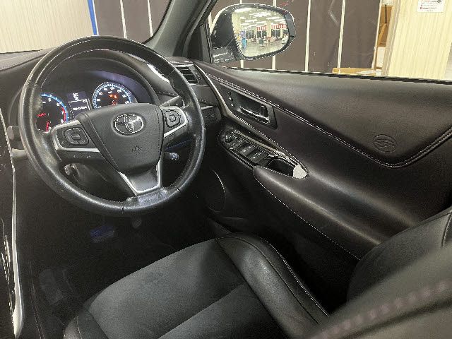 TOYOTA HARRIER 2WD 2015