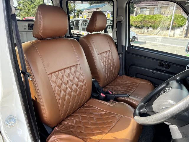 DAIHATSU HIJET deckvan 2018