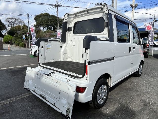 DAIHATSU HIJET deckvan 2018