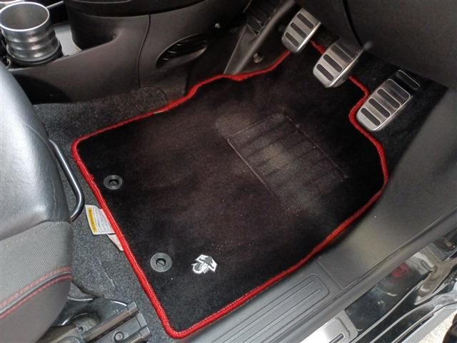 FIAT ABARTH 500 2012