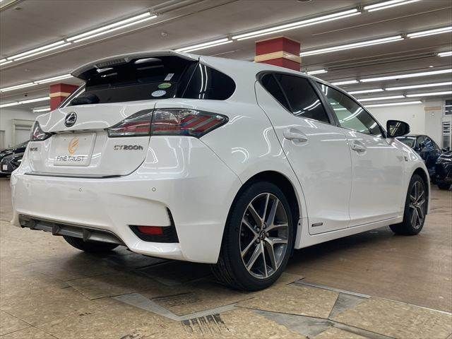 TOYOTA LEXUS CT200h 2014