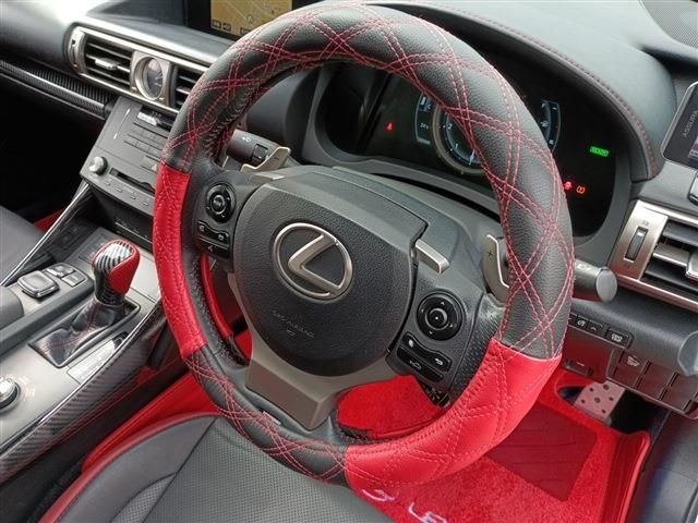 TOYOTA LEXUS IS300h 2015