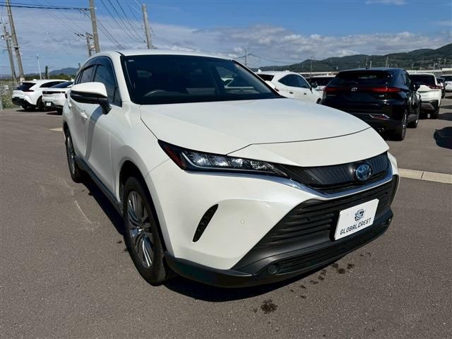 TOYOTA HARRIER HYBRID 2022