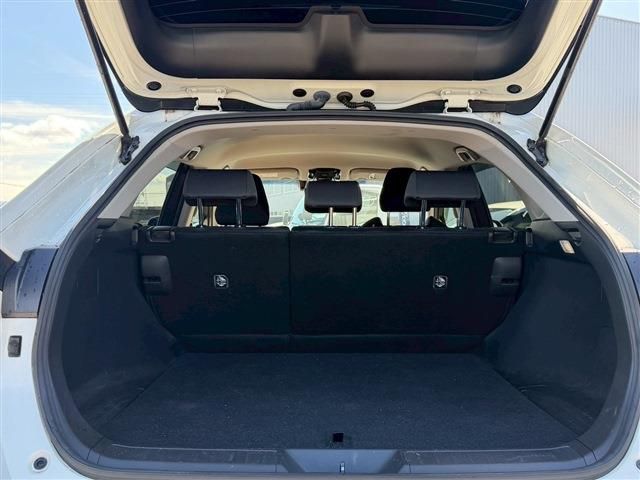 TOYOTA HARRIER HYBRID 2022