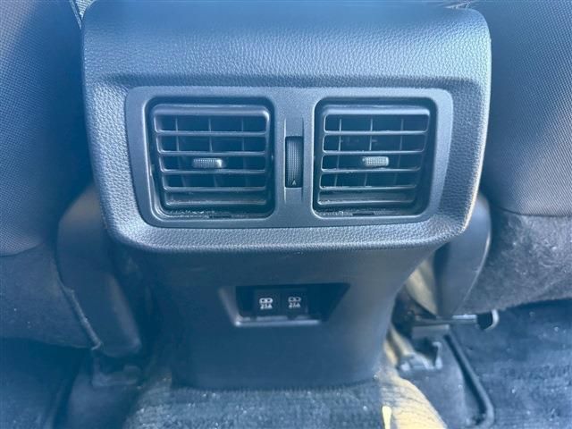 TOYOTA HARRIER HYBRID 2022