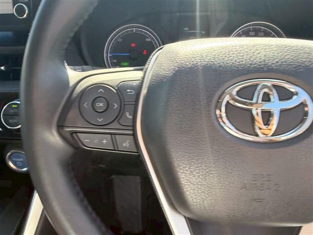 TOYOTA HARRIER HYBRID 2022