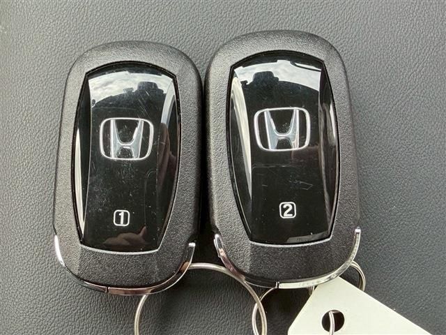 HONDA VEZEL e:HEV 2025