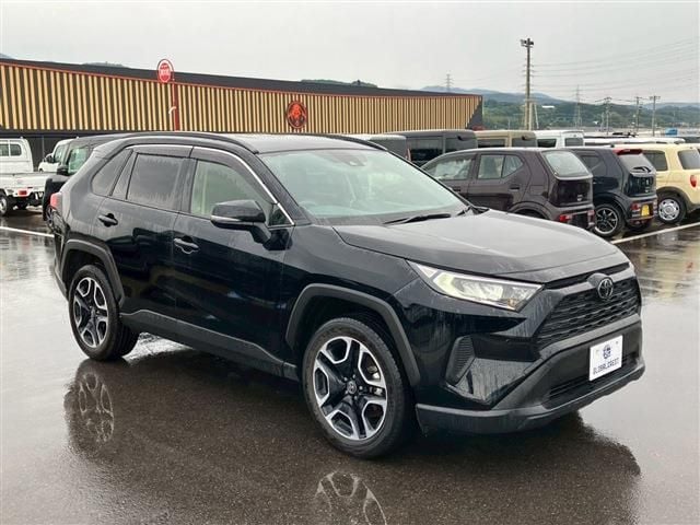 TOYOTA RAV4 2WD 2022