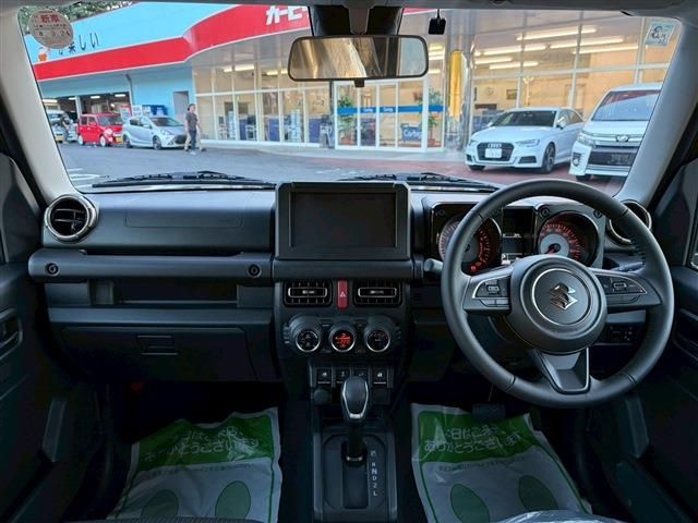 SUZUKI JIMNY SIERRA 2025