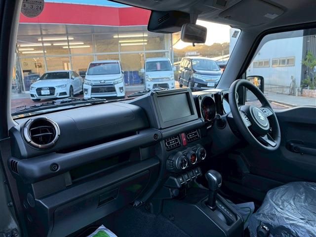 SUZUKI JIMNY SIERRA 2025