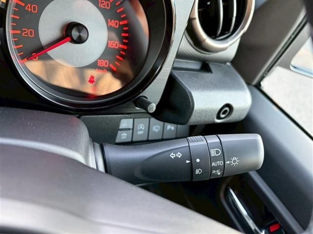 SUZUKI JIMNY SIERRA 2025