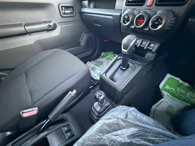 SUZUKI JIMNY SIERRA 2025