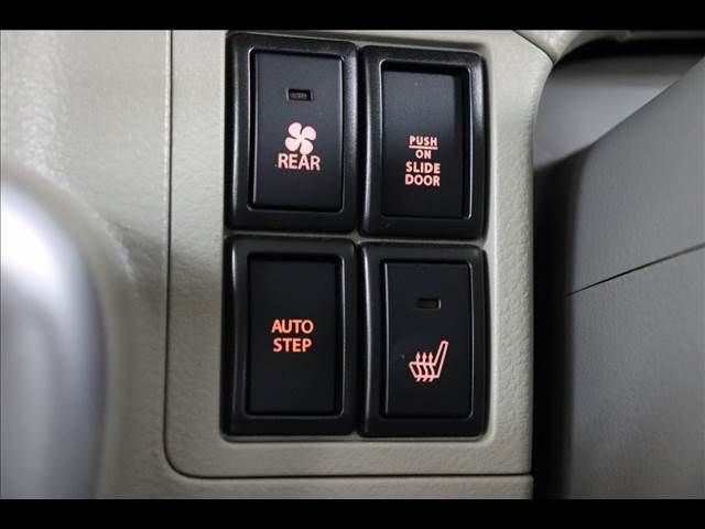 MITSUBISHI TOWNBOX 2023