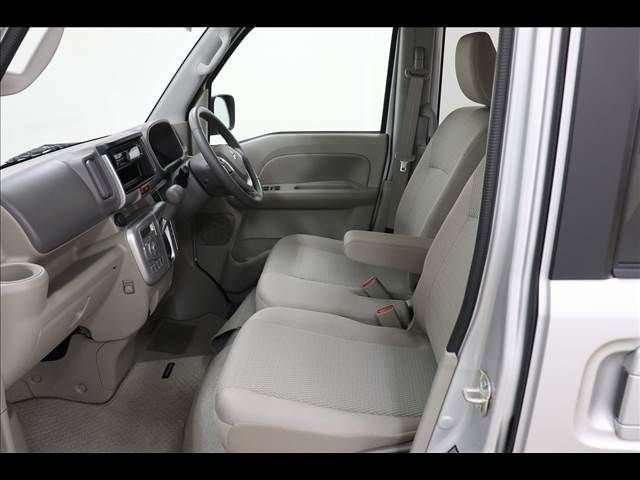 MITSUBISHI TOWNBOX 2023