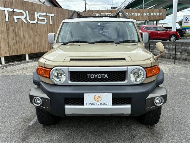 TOYOTA FJ CRUISER 4WD 2013