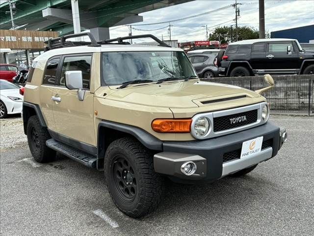TOYOTA FJ CRUISER 4WD 2013