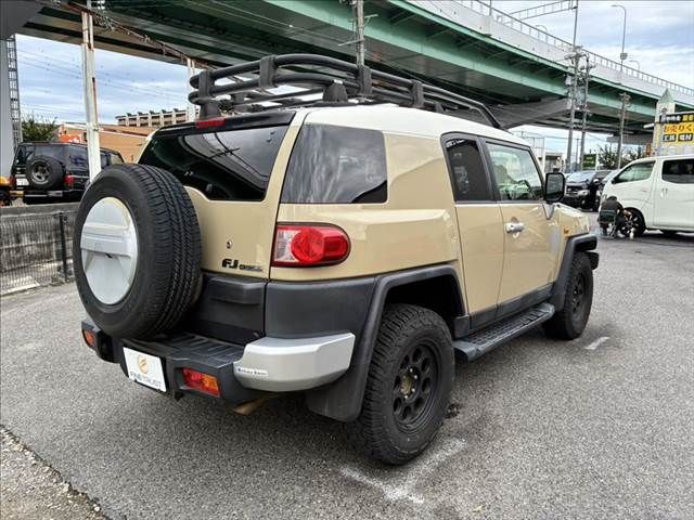 TOYOTA FJ CRUISER 4WD 2013