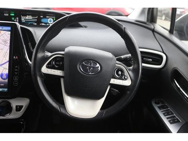 TOYOTA PRIUS PHV 2017