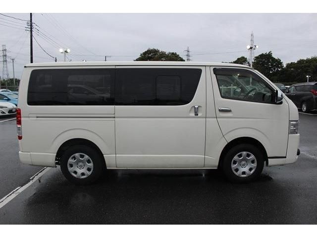 TOYOTA HIACE van 2WD 2019
