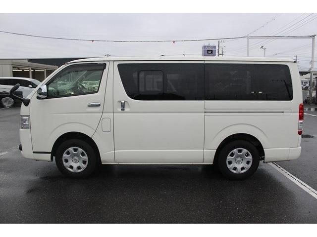 TOYOTA HIACE van 2WD 2019