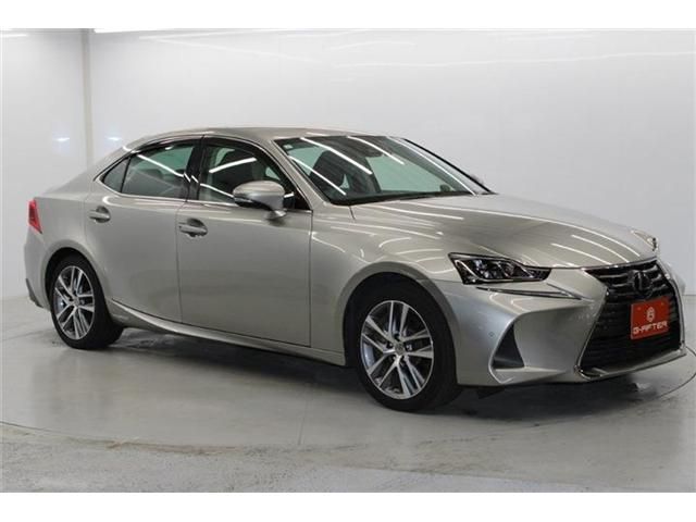 TOYOTA LEXUS IS300h 2019