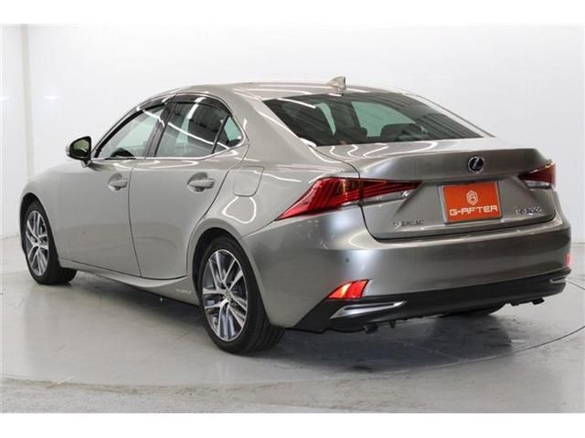 TOYOTA LEXUS IS300h 2019