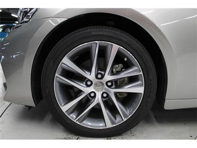 TOYOTA LEXUS IS300h 2019