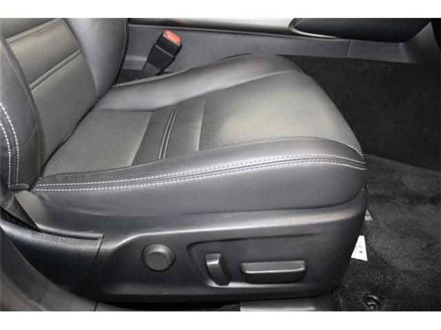 TOYOTA LEXUS IS300h 2019