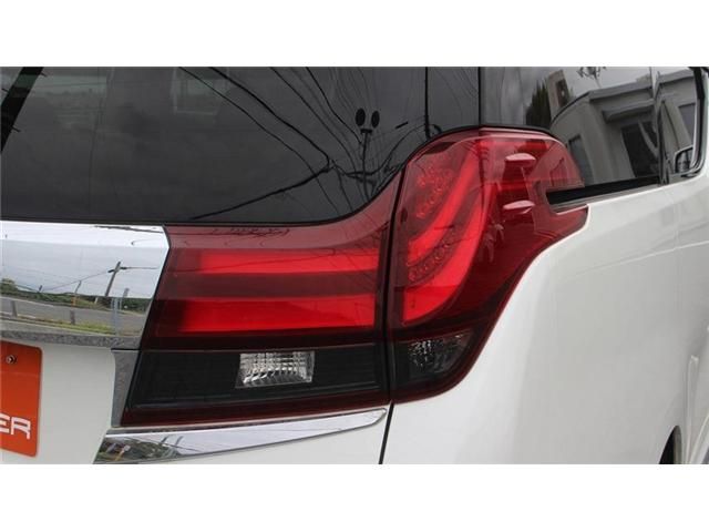 TOYOTA ALPHARD 2015