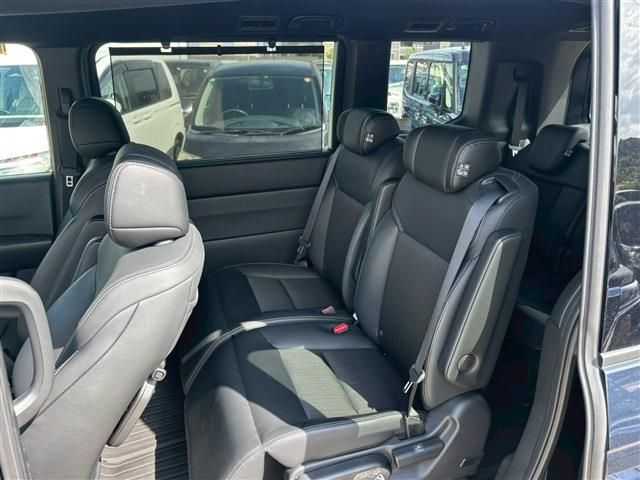 HONDA STEPWAGON e:HEV SPADA 2023