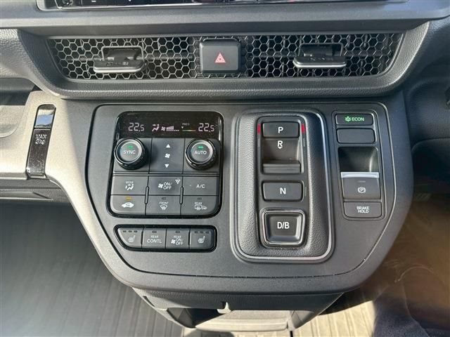 HONDA STEPWAGON e:HEV SPADA 2023