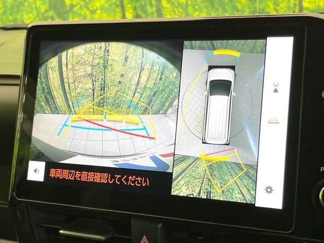 TOYOTA VOXY HYBRID 2023