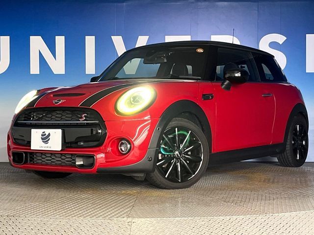 BMW MINI COOPER SD 2019
