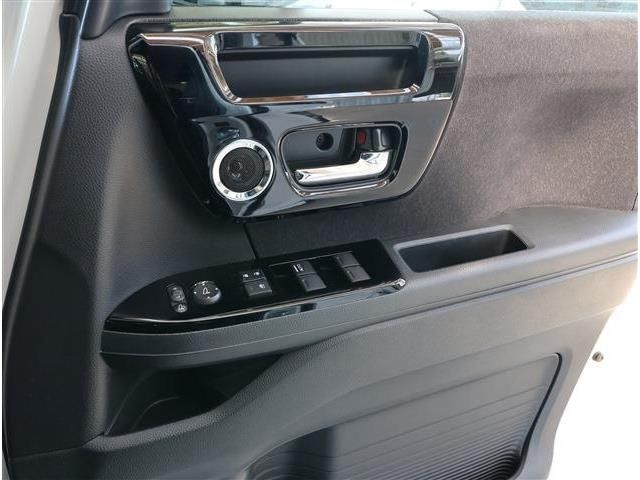 HONDA N BOX CUSTOM 2022