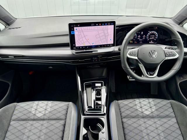 VOLKSWAGEN VOLKSWAGEN GOLF VARIANT 2025