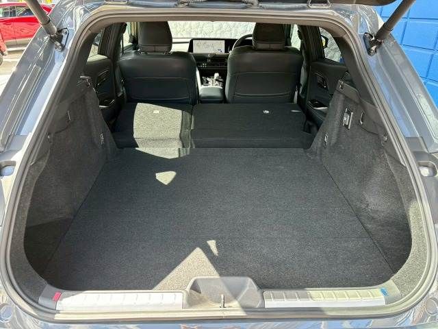 TOYOTA CROWN SPORT 2024