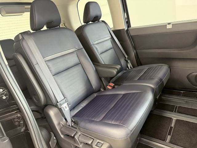 NISSAN SERENA  WG 2023