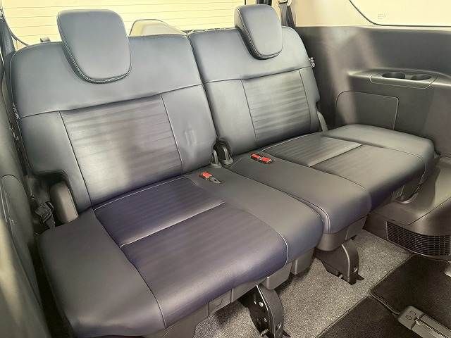 NISSAN SERENA  WG 2023