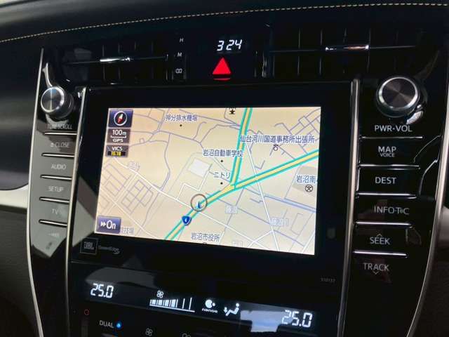 TOYOTA HARRIER HYBRID 2015